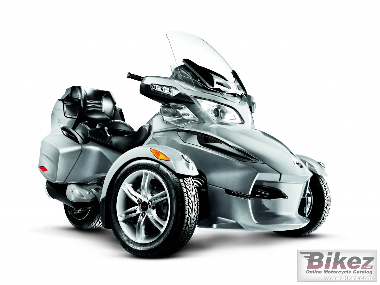 Big Can-Am spyder rt picture and wallpaper from Bikez.com